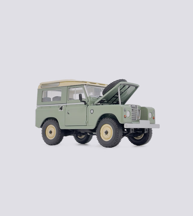 Landrover Serie 3 88 Safaritop - Farbauswahl (1:32)