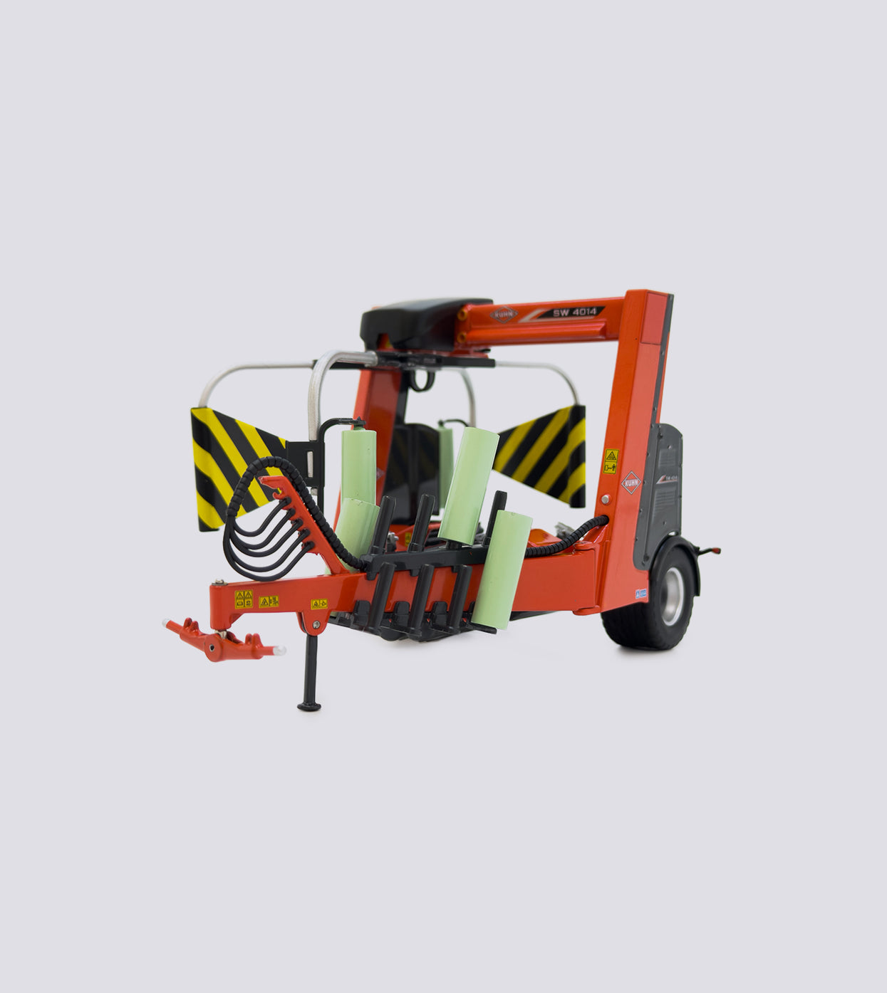 Kuhn SW4014 Ballenwickler (1:32)