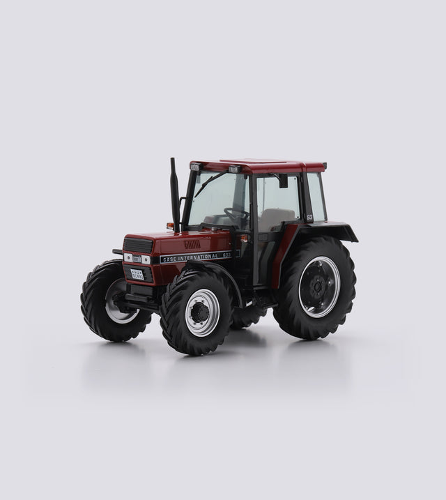 Case International 633 (1:32)