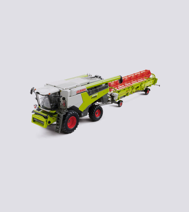 Claas Lexion 6900 (1:32)