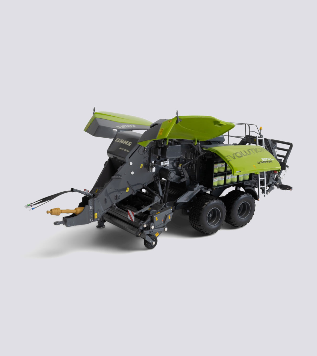 Claas Quadrant 5300 Night Edition (1:32)