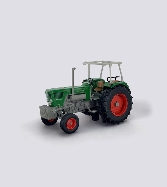 Deutz D 100 06 mit Überrollbügel (1:32)