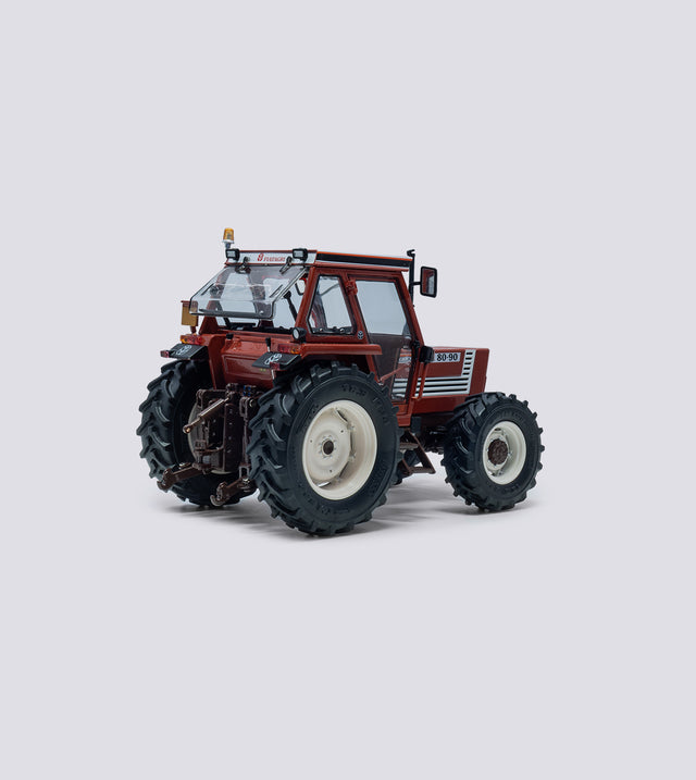 FIAT 80-90 Comfort Cab 4WD (1:32)