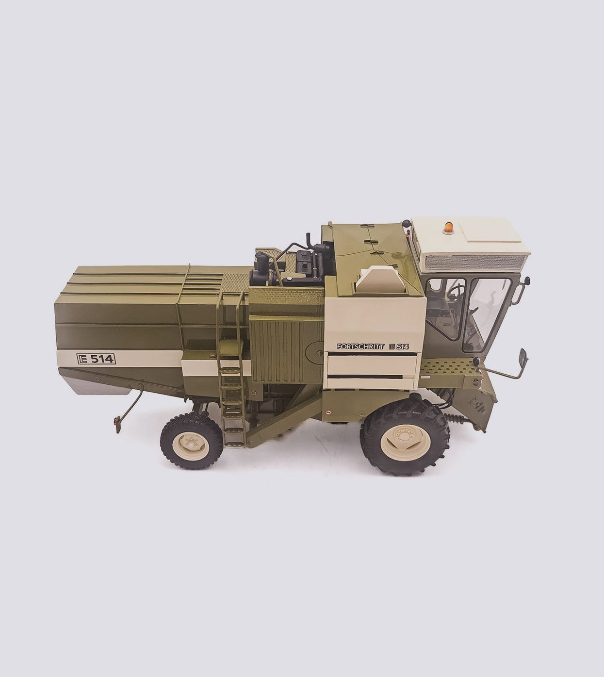 Fortschritt E 514 (1:32)