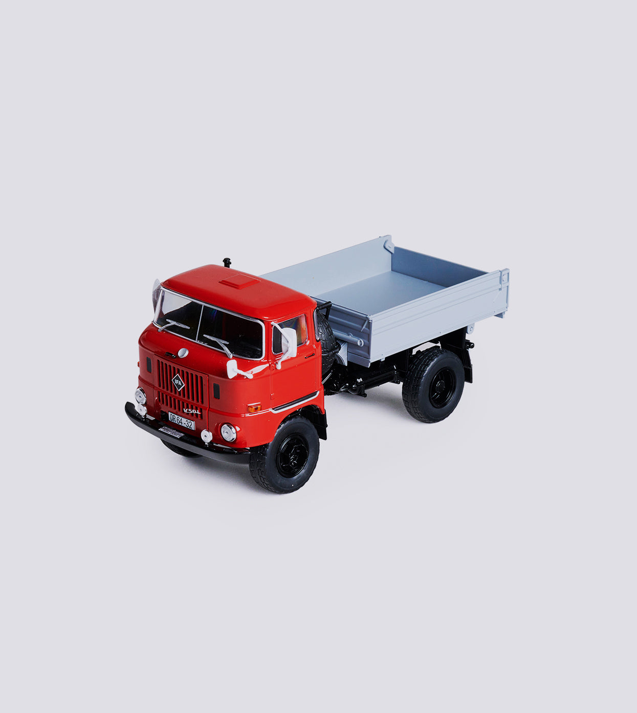 IFA W50 HA Rot (1:32)