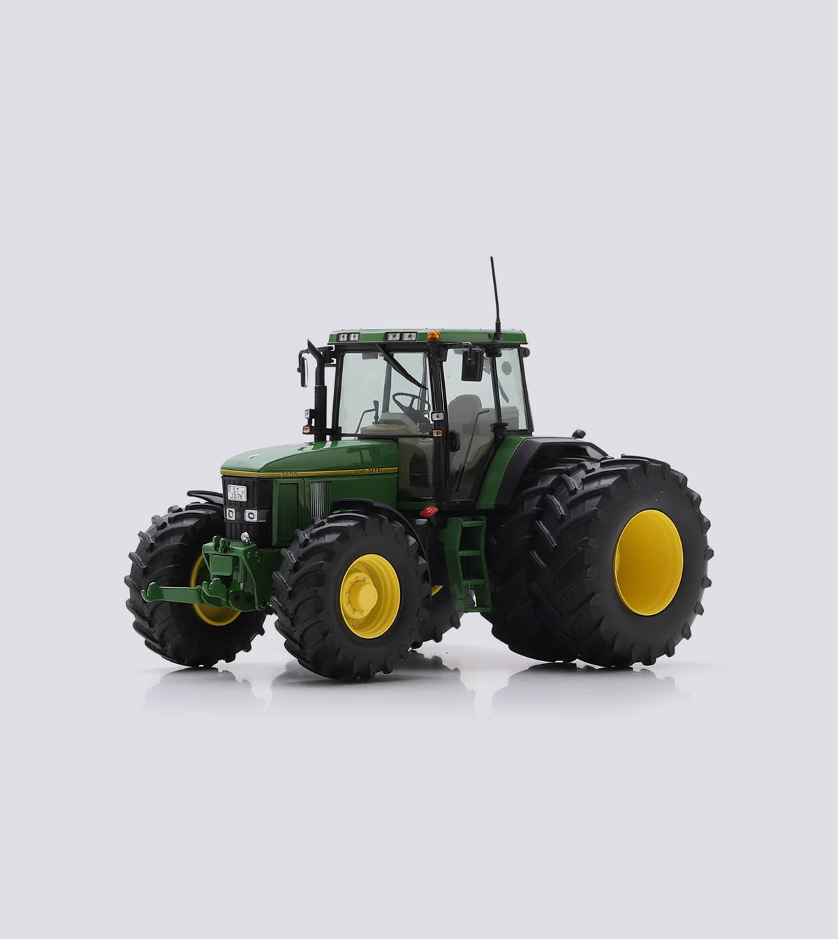 John Deere 4955 (1:32)