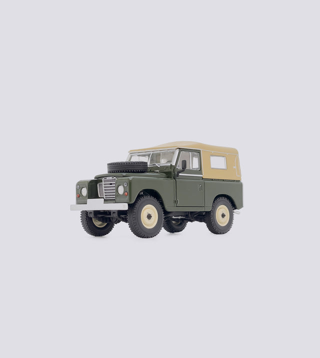 Landrover Serie 3 88 Softtop - Farbauswahl (1:32)