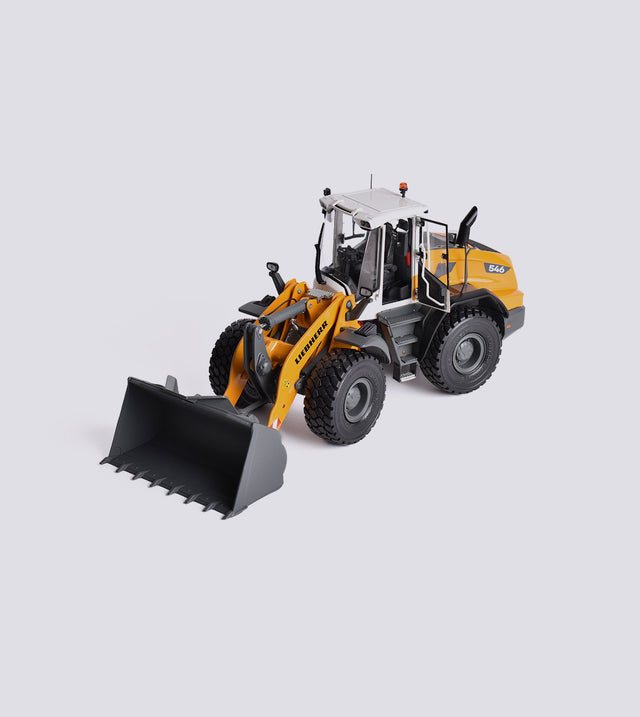 Liebherr L546 G8 (1:32)