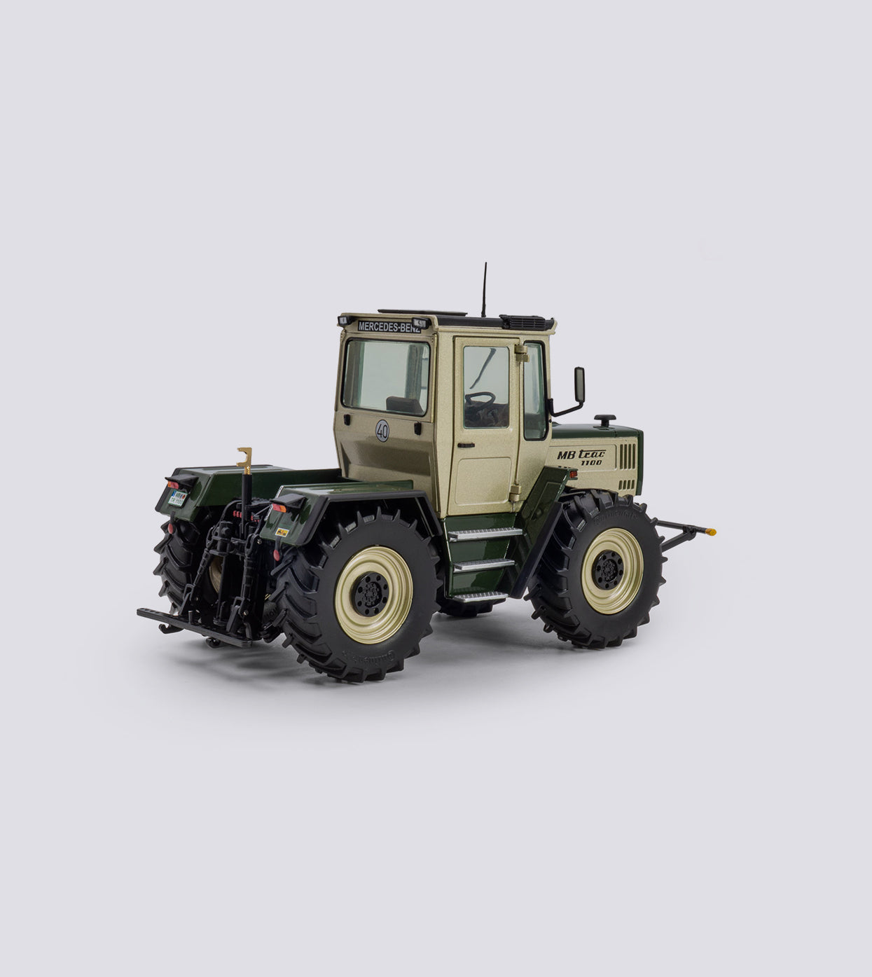 MB trac 1100 Silberdistel (1:32)