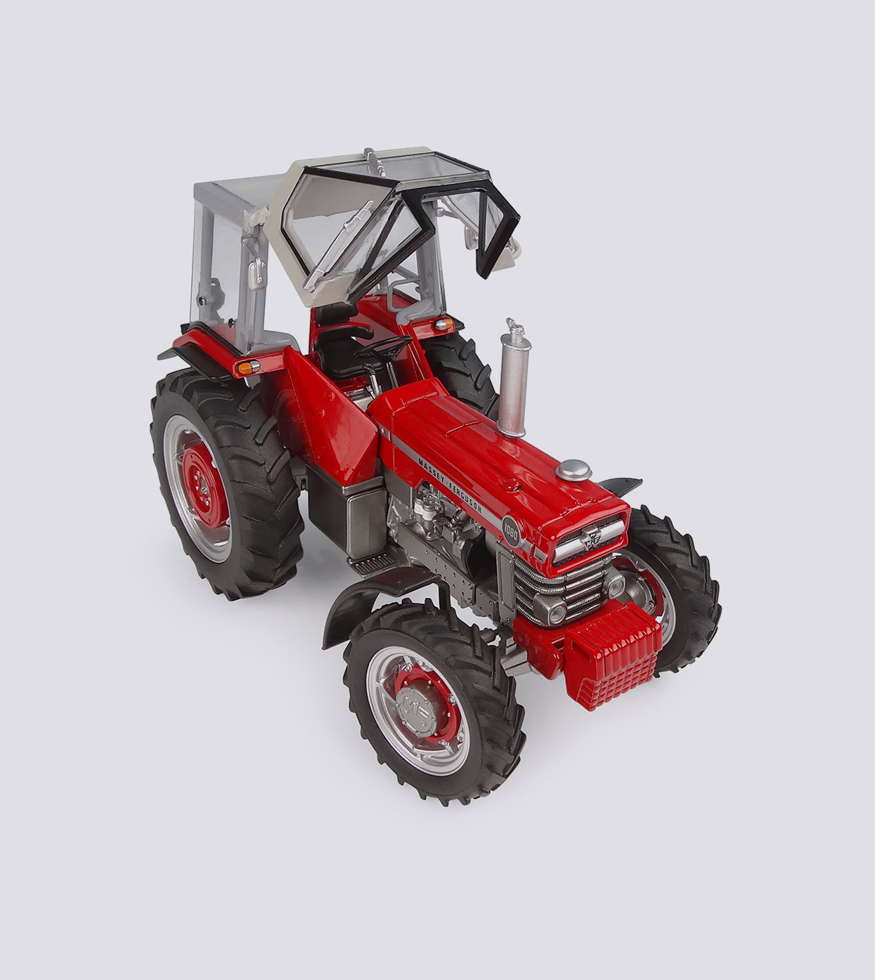 Massey Ferguson 1080 mit Peko Kabine (1:32)