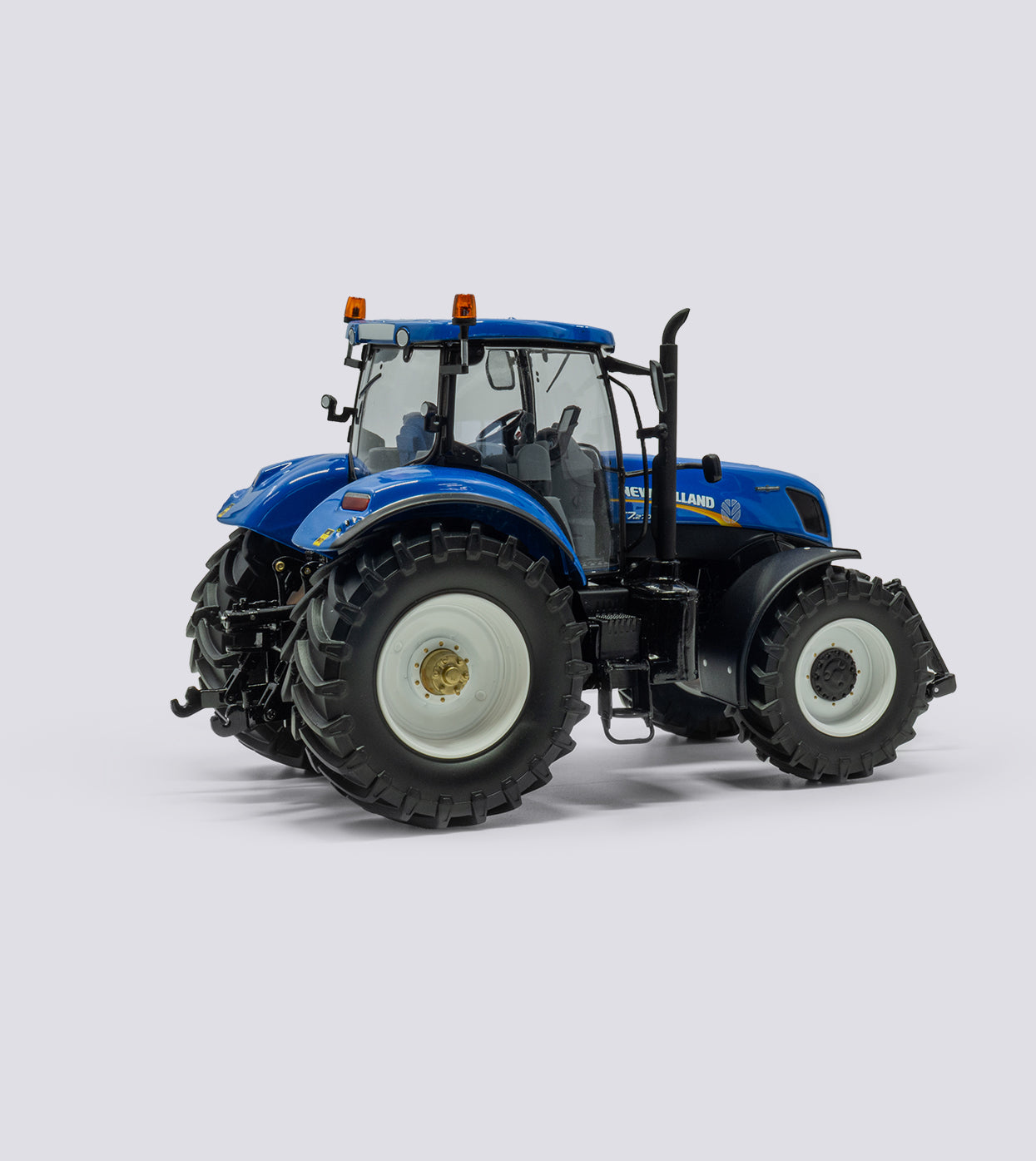 New Holland T7.270 (1:32)