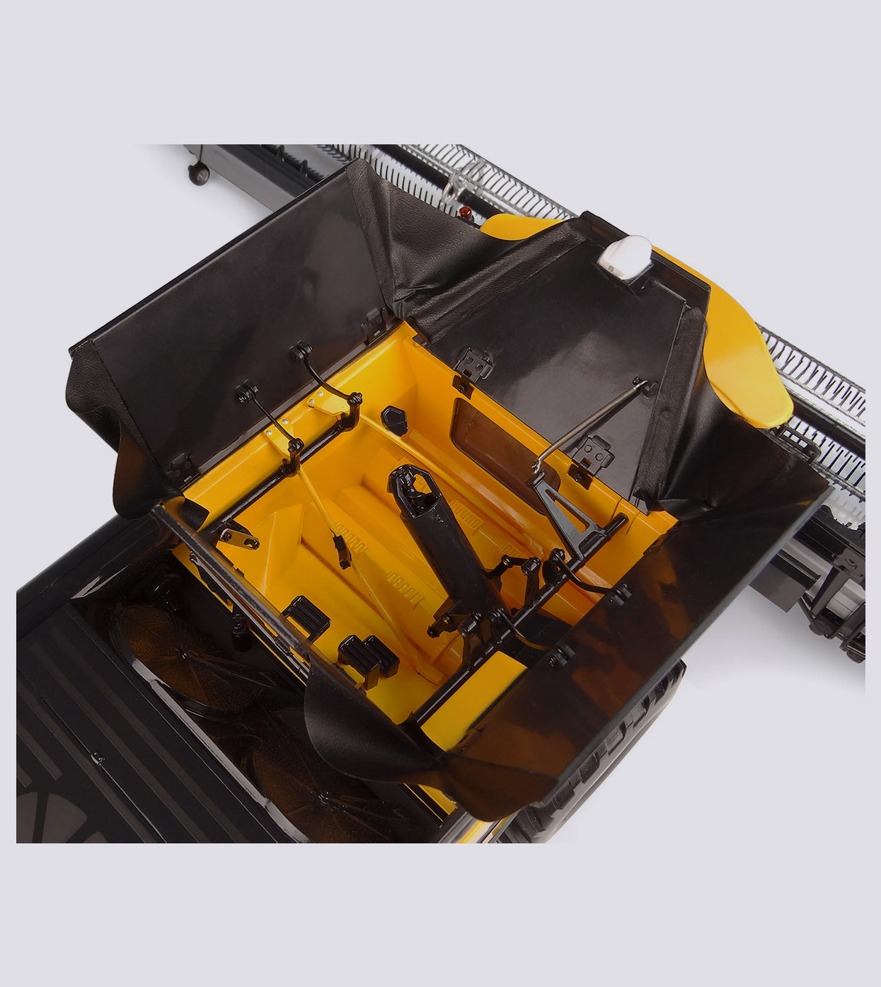 New Holland CR11 (1:32)