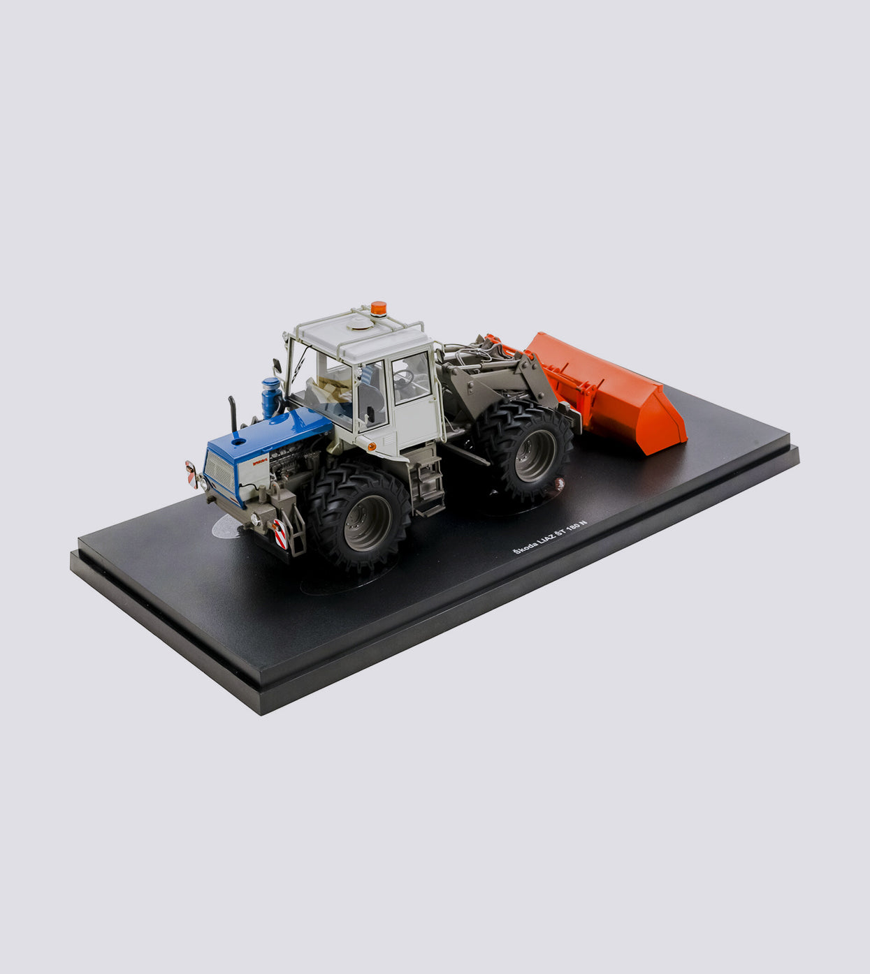 SKODA LIAZ ST 180 N (1:32)