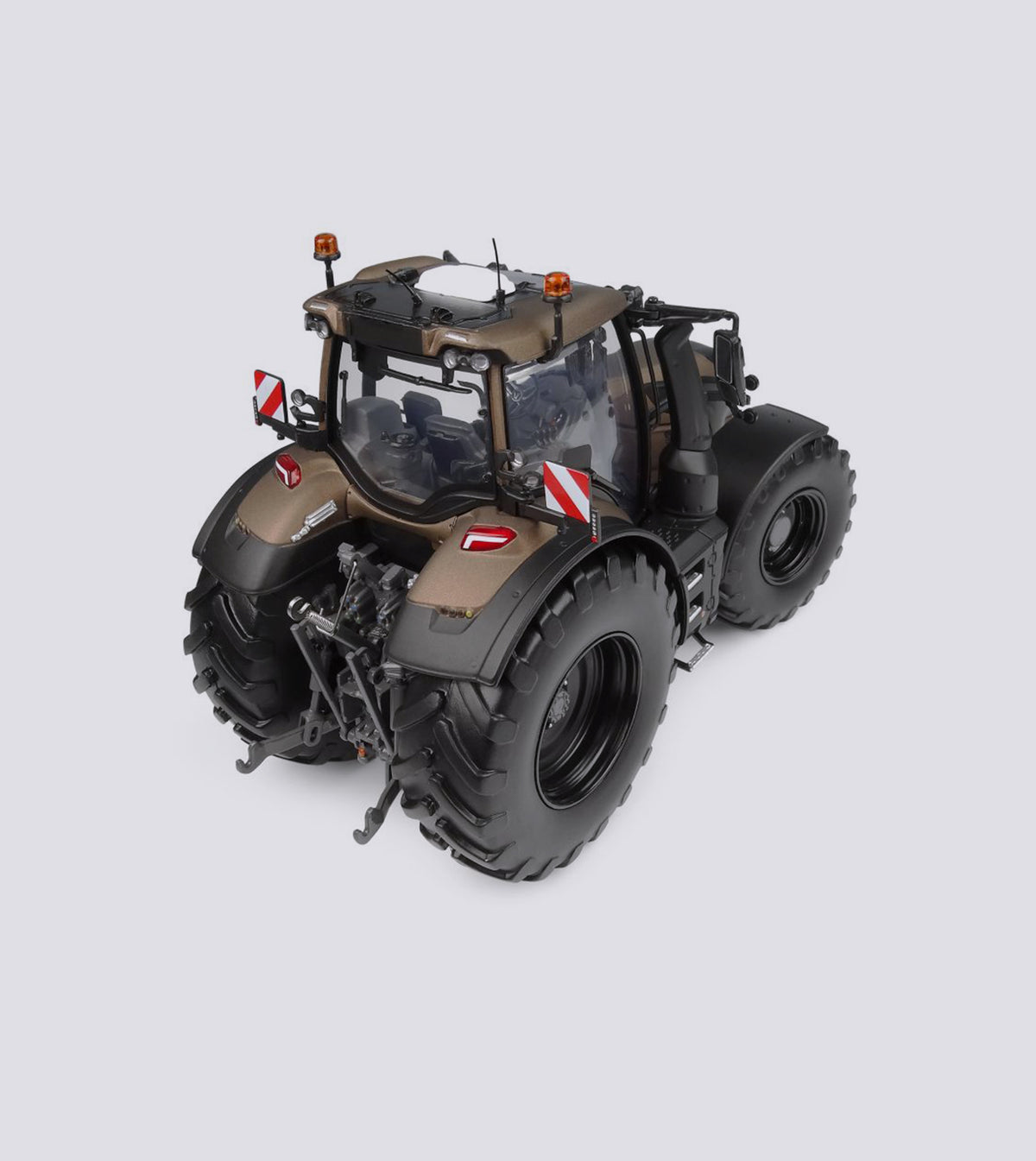 Valtra T236 - Matt Braun (1:32)