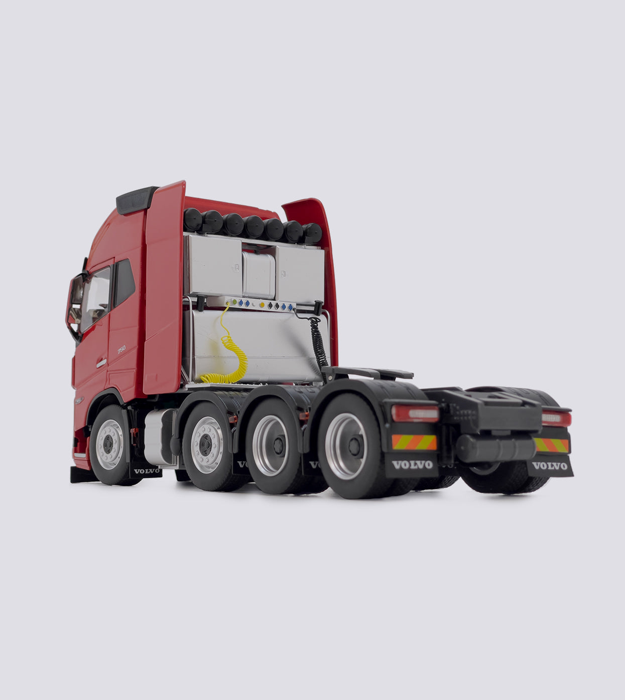 Volvo FH5 8x4 - color selection (1:32)