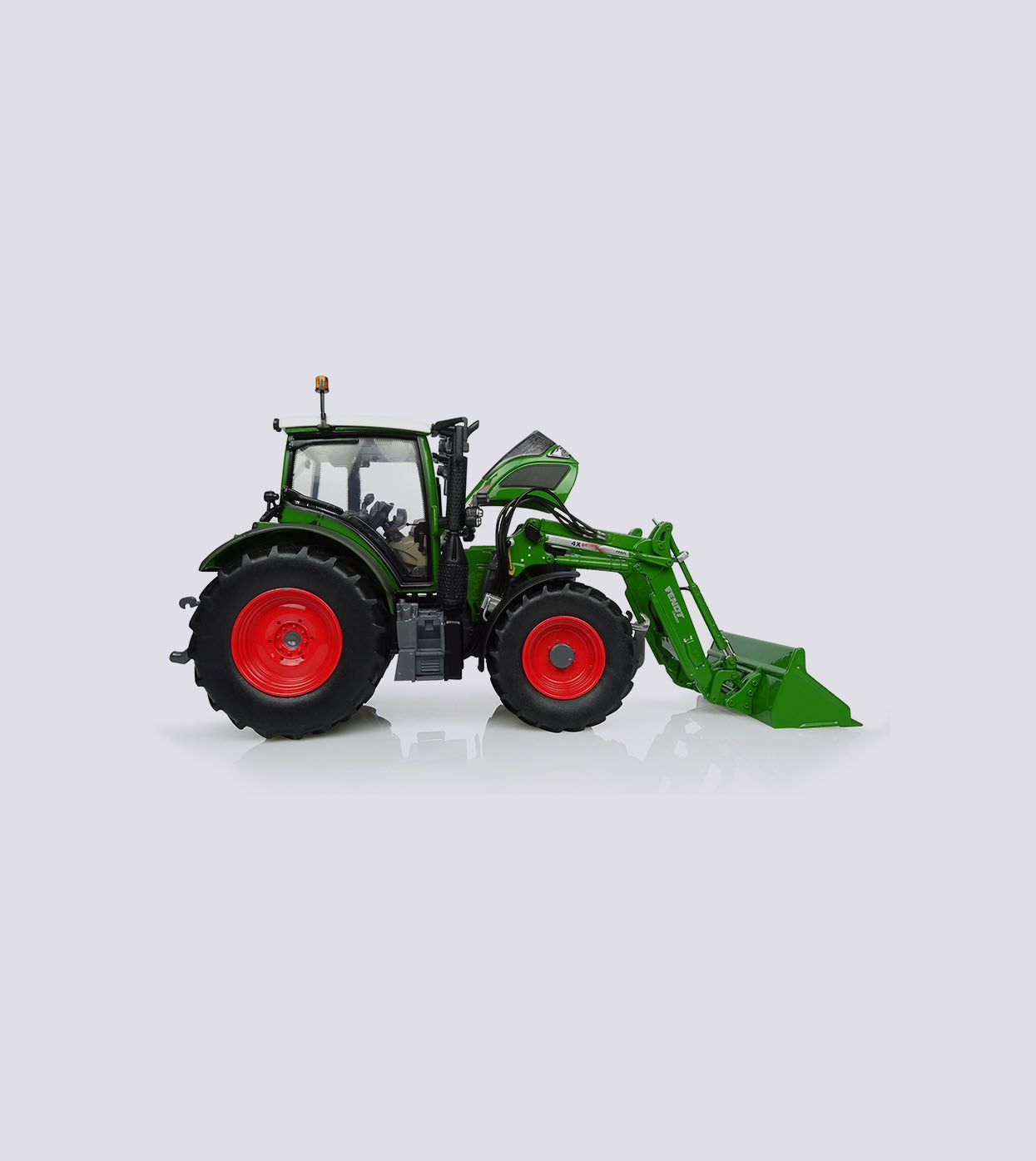 Fendt 516 Vario mit Frontlader - Universal Hobbies (1:32) - Agrar Hautnah