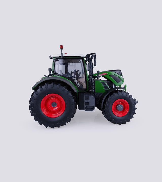 Fendt 724 Vario - Universal Hobbies (1:32) - Agrar Hautnah