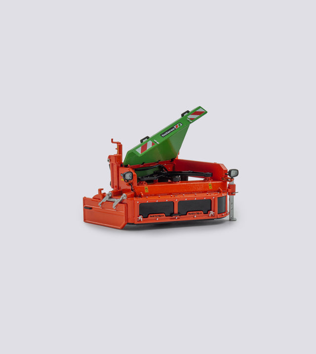 Holaras UM 150-F (1:32)