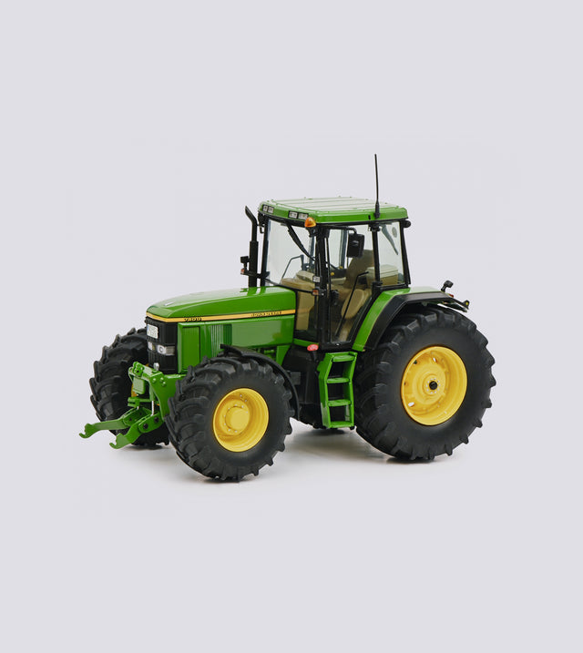 John Deere 7800 (1:32)