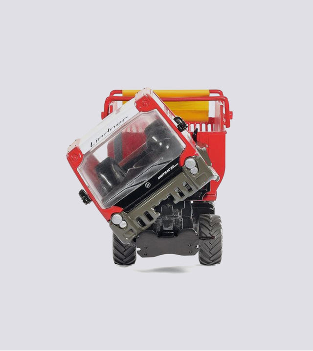 Lindner Unitrac with loading wagon (1:32)