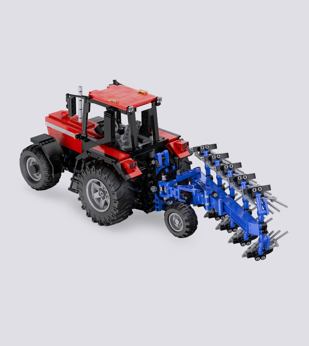 CADA Traktor mit Pflug