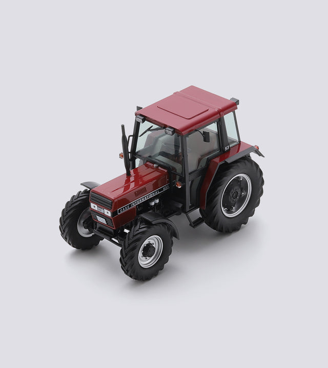 Case International 633 (1:32)