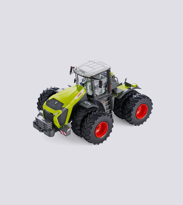 Claas Xerion 12.650 Trac (1:32)
