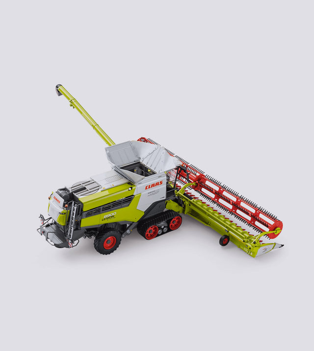 Claas Lexion 8900TT 500.000 Combines (1:32)