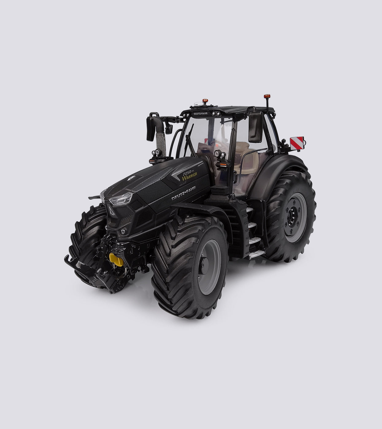 Deutz-Fahr 7250 TTV Warrior Matt Schwarz (1:32)