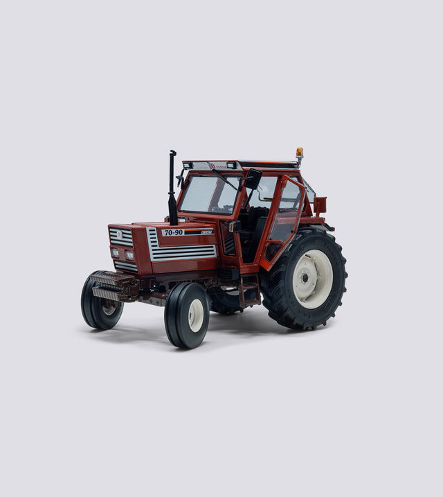 FIAT 70-90 Comfort Cab 2WD (1:32)