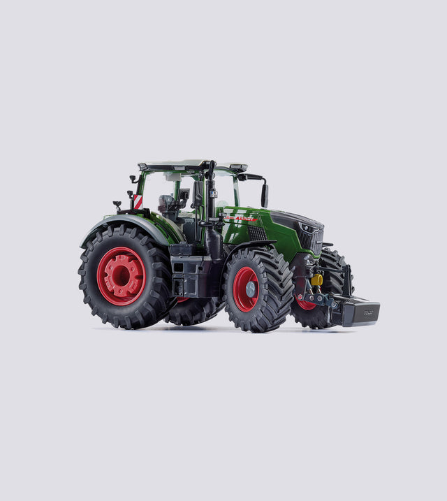 Fendt 832 Vario Gen 5 (1:32)