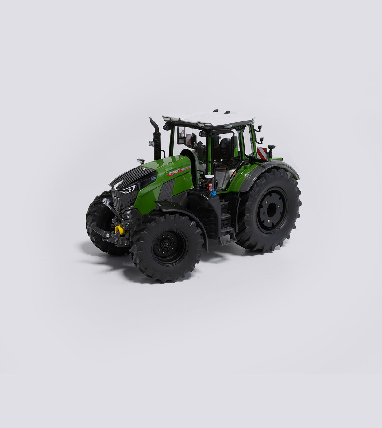 Fendt 832 Vario - Schwarze Felgengewichte (1:32)