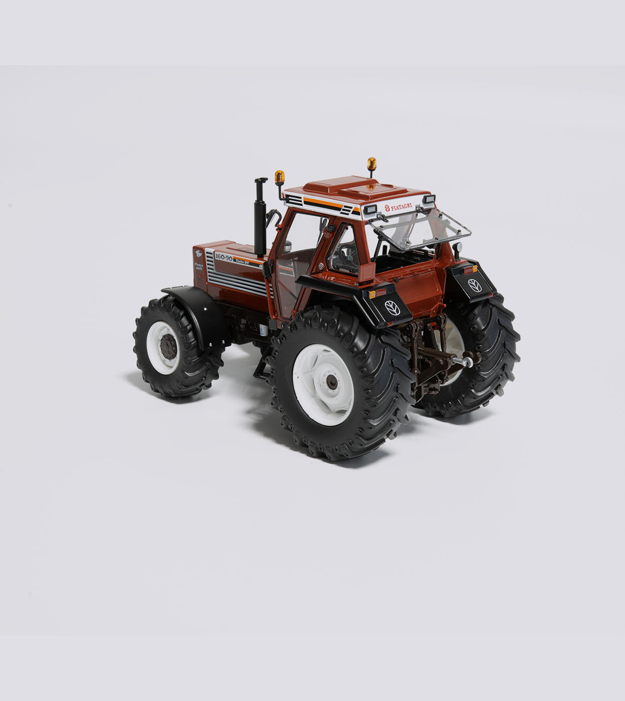 Fiat 160-90 DT Turbo (1:32)