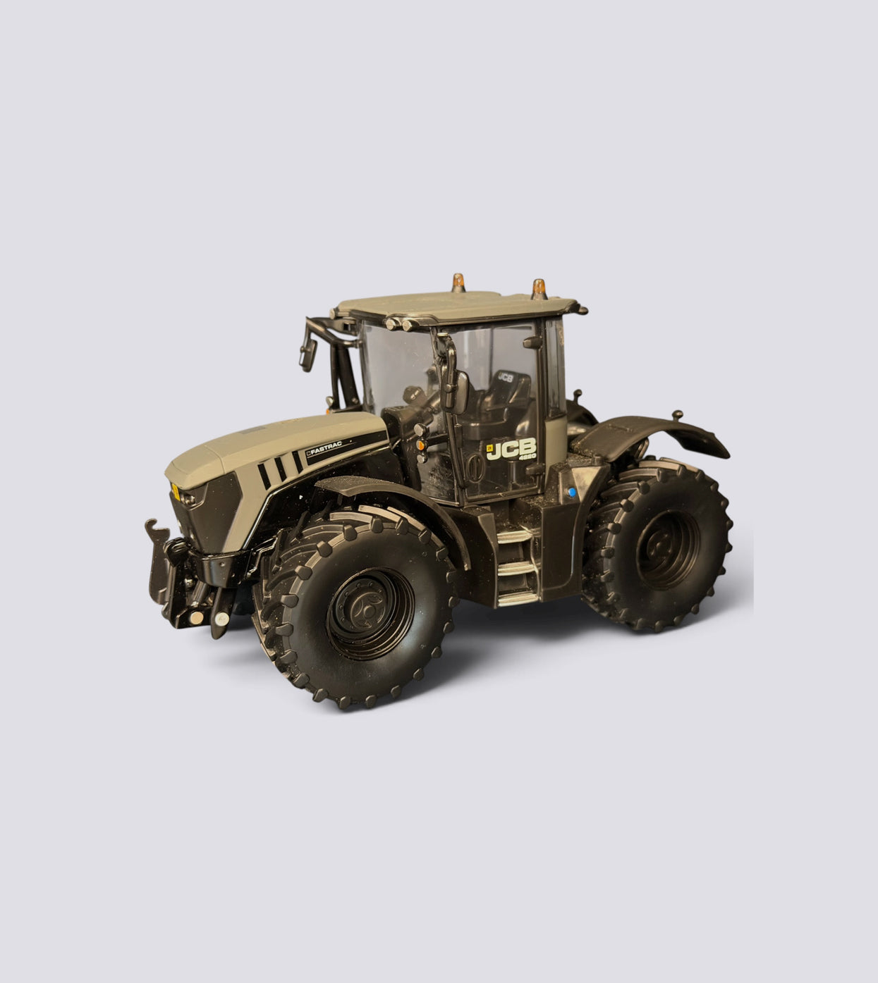JCB Fastrac 4220 Matt Grau (1:32)