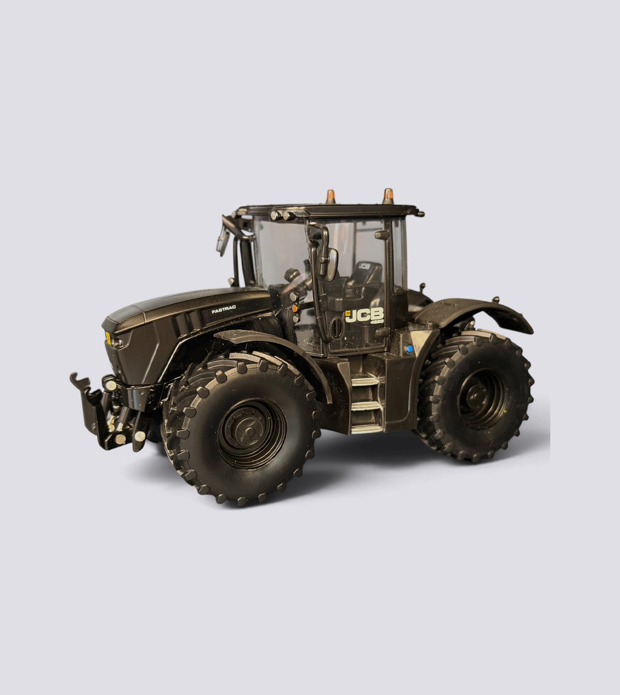 JCB Fastrac 4220 Schwarz (1:32)