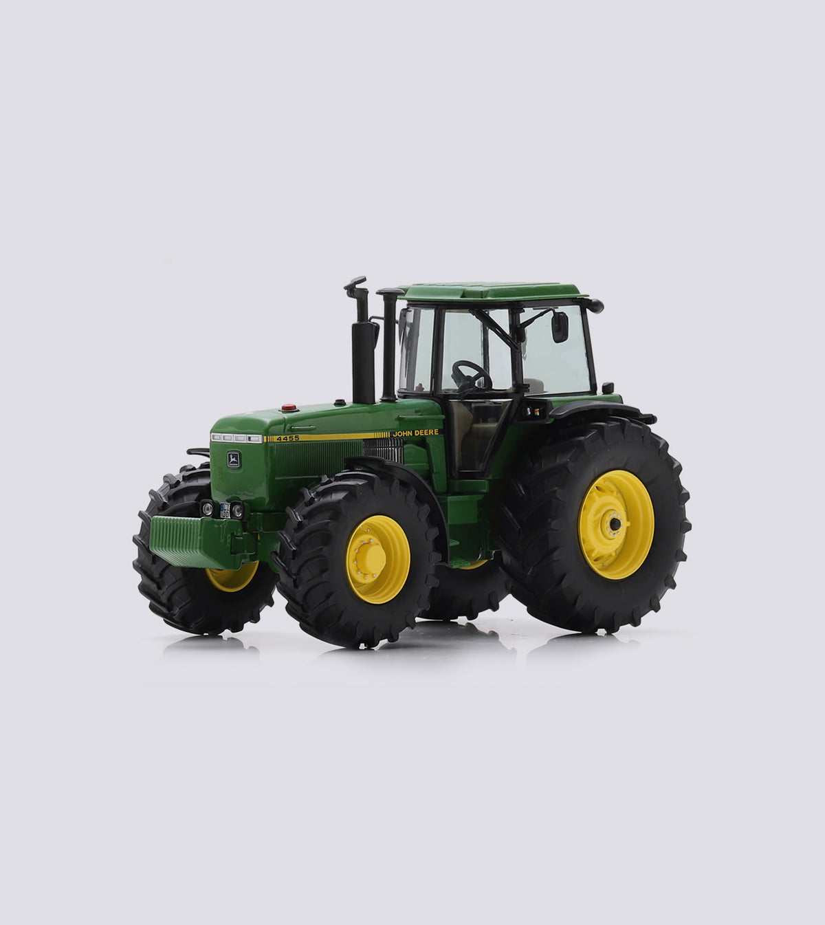 John Deere 4455 (1:32)