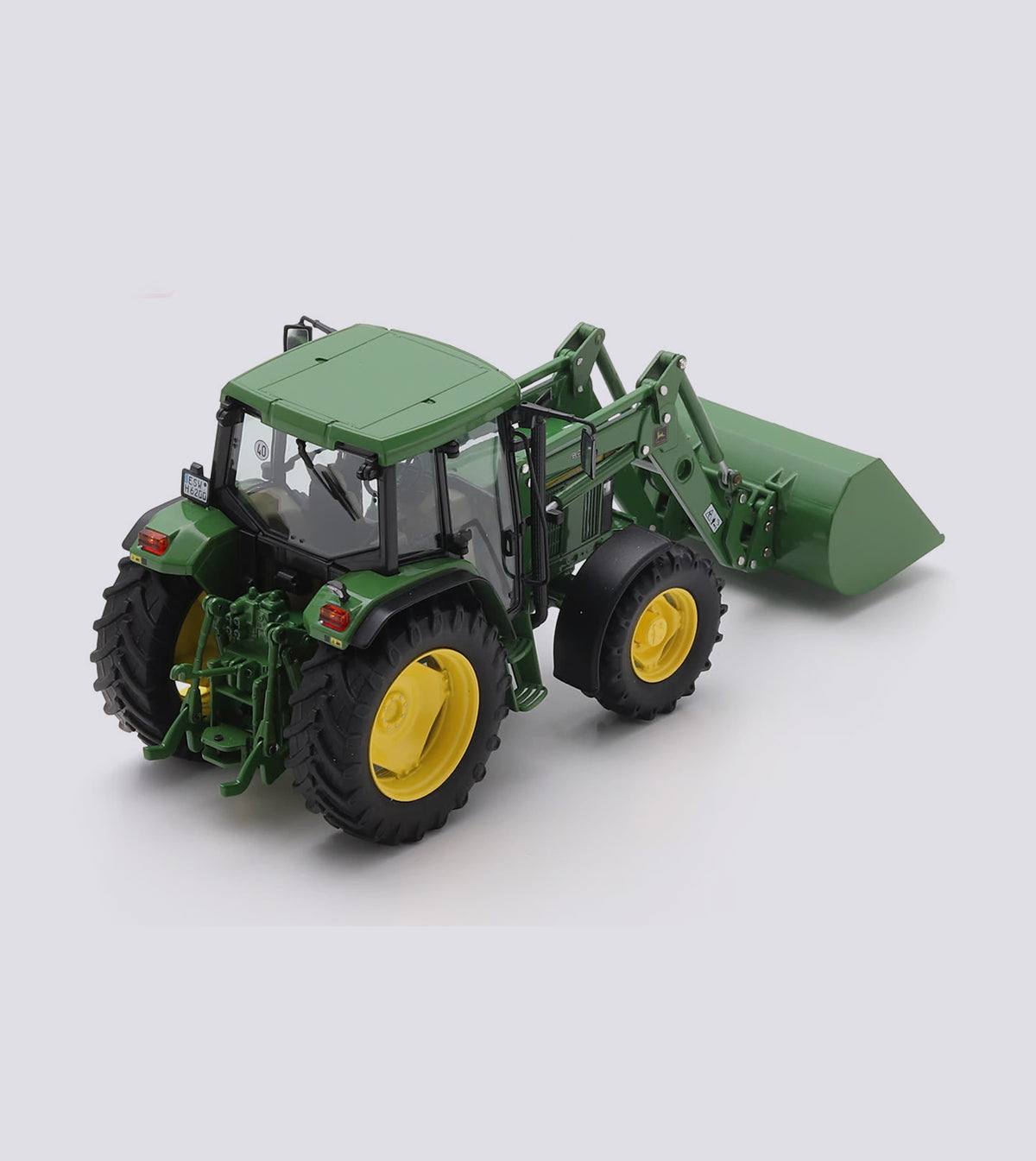 John Deere 6200 mit Frontlader (1:32)