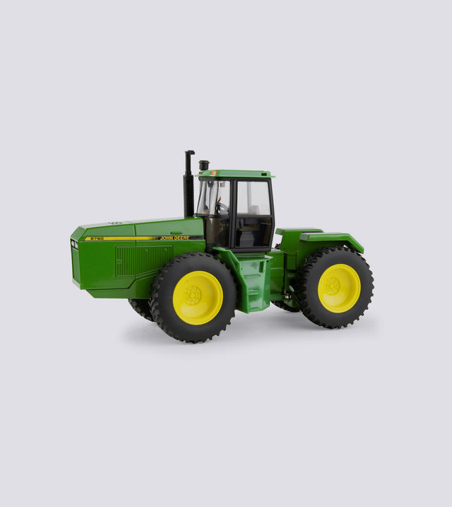 John Deere 8760 4WD (1:32)