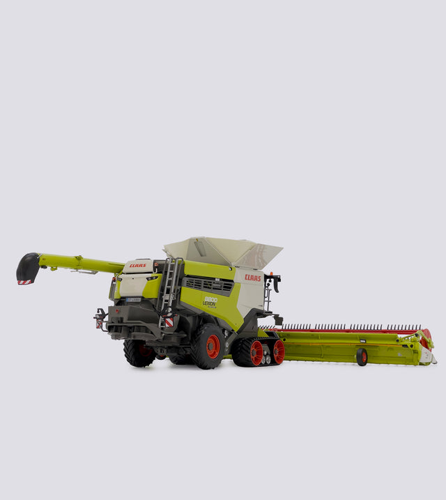 Claas Lexion 8800TT (1:32)