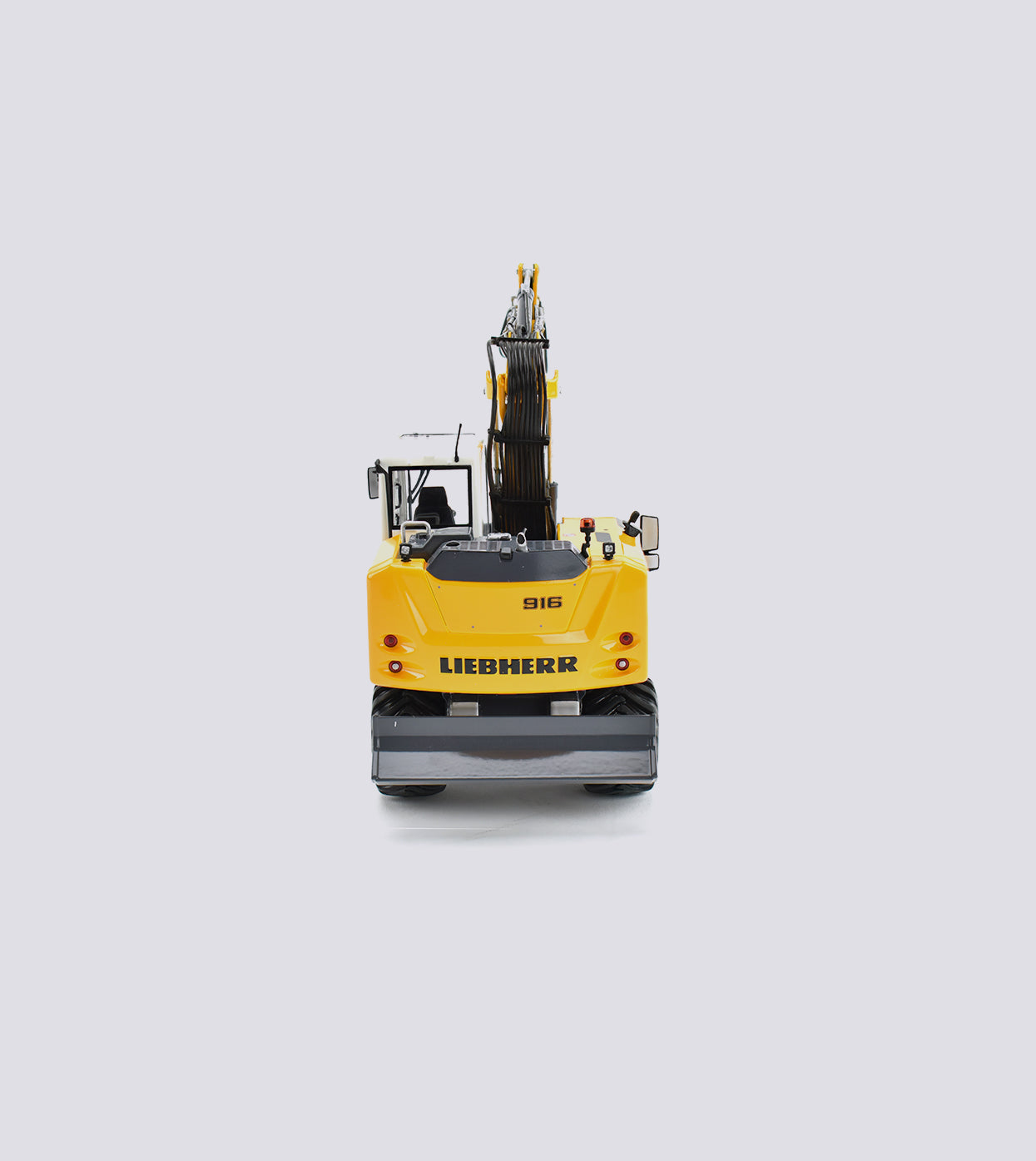 Liebherr A 916 (1:32)