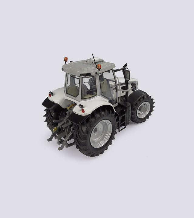 Massey Ferguson 6S.165 White (1:32)