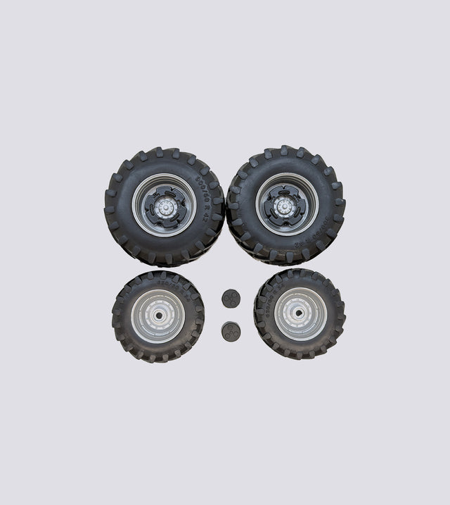 Set Trelleborg Reifen für Traktoren (1:32)