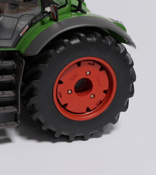 Fendt 1050 Vario - Rote Felgengewichte (1:32)