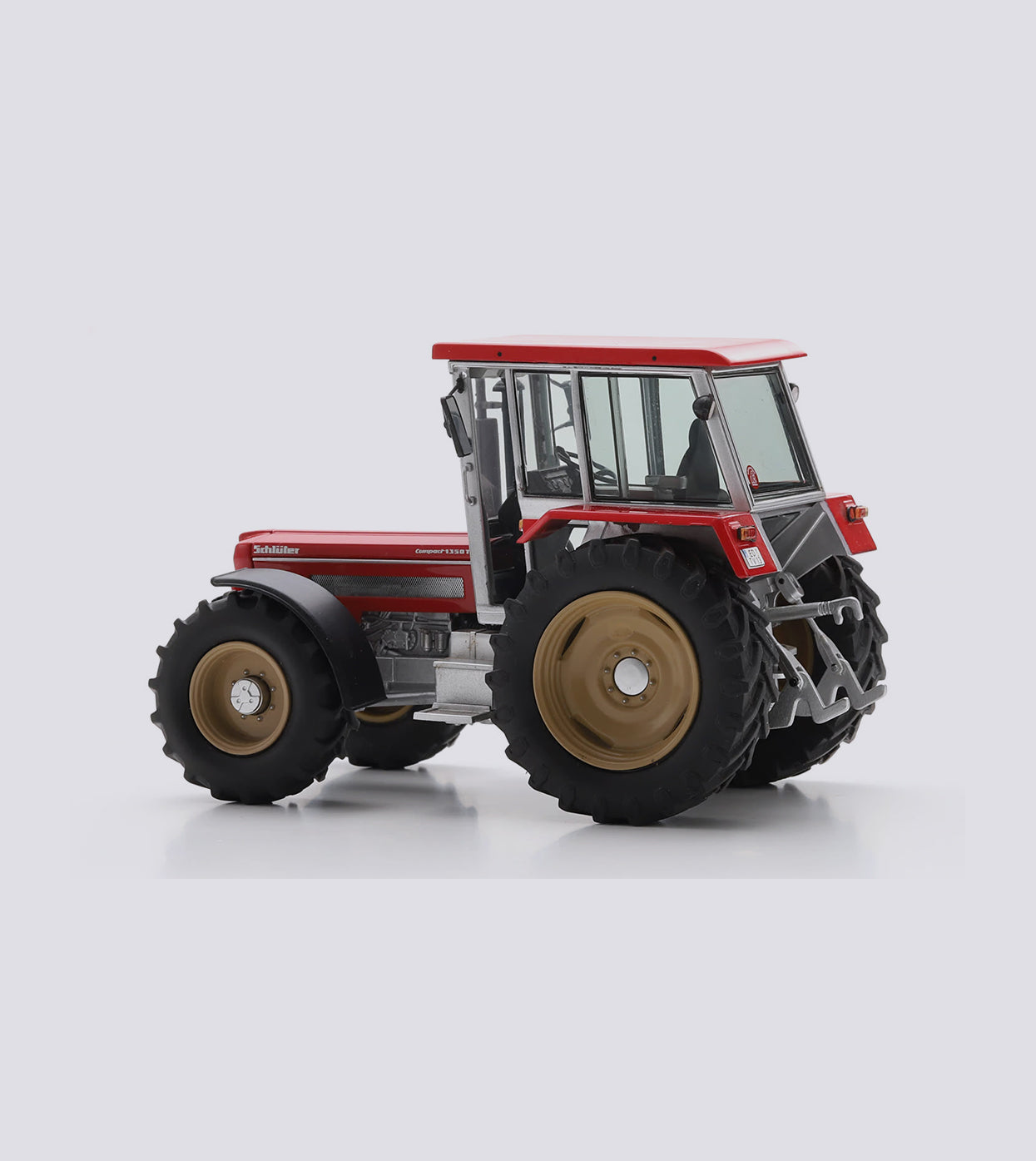 Schlüter Compact 1350 TV6 (1:32)