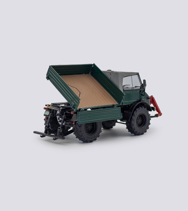 Unimog 406 (U84) (1:32)