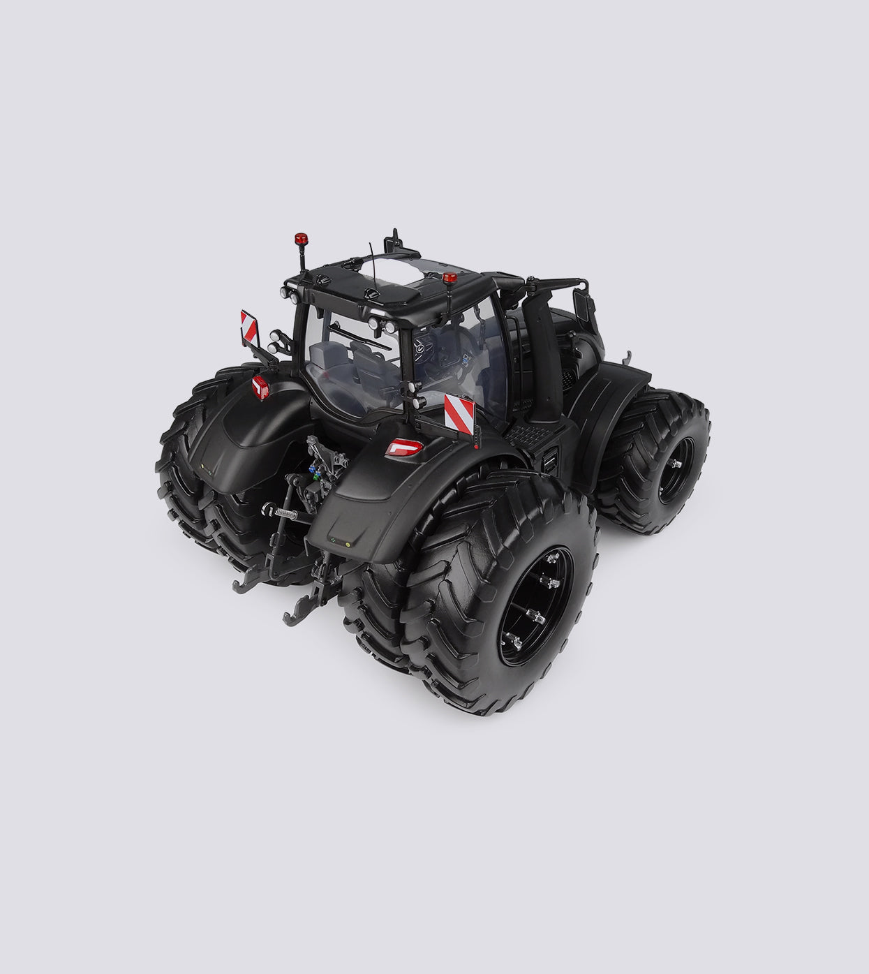 Valtra S416 Unlimited - Matt Schwarz (1:32)