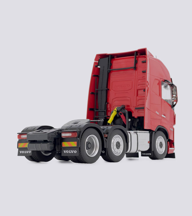 Volvo FH5 6x2 - color selection (1:32)