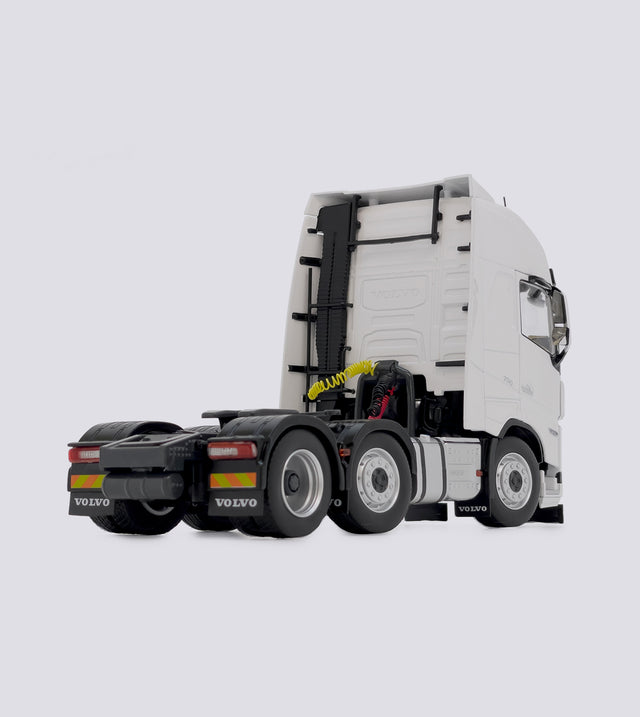 Volvo FH5 6x2 - color selection (1:32)