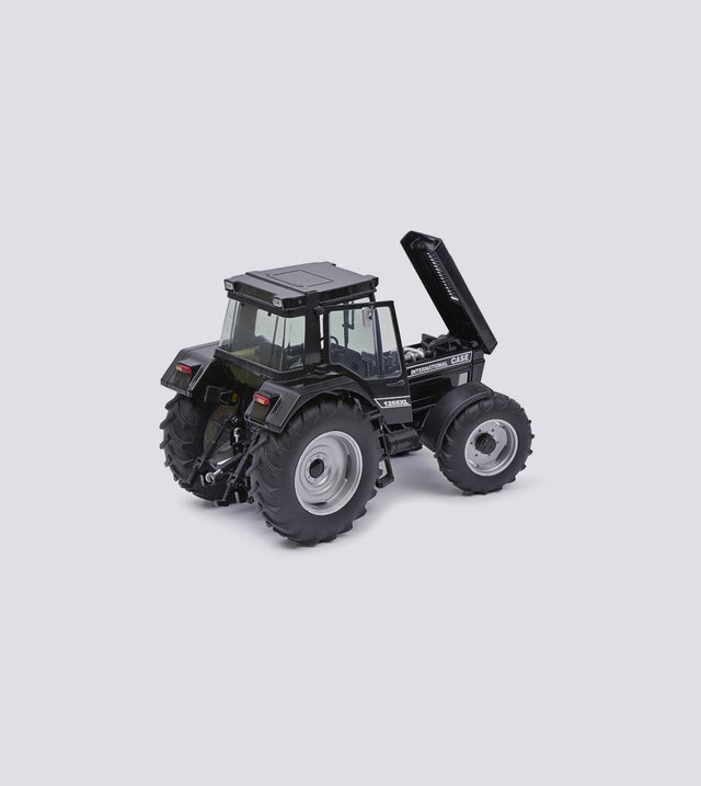 Case IH 1455 XLA Schwarz (1:32)