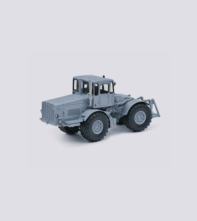 Kirovets K-700 Grau (1:32)